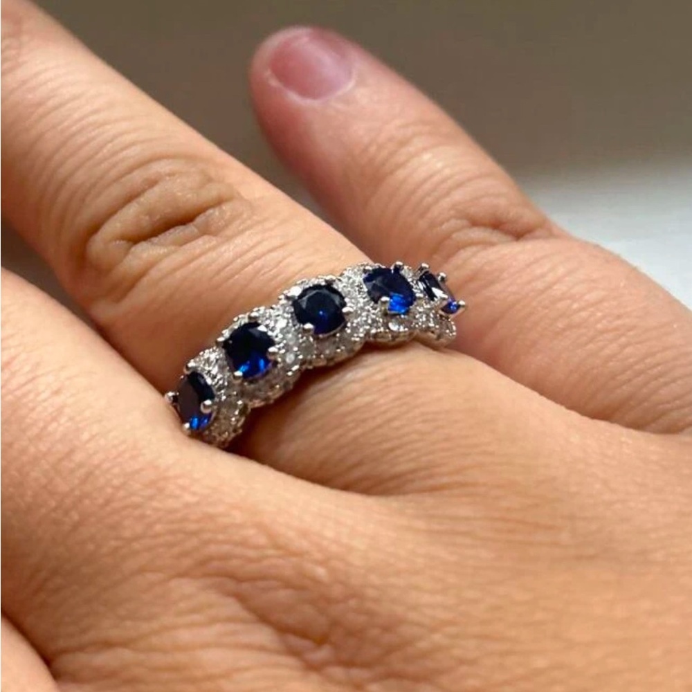925 BLUE SAPPHIRE ROUND CUT BRIDAL WEDDING RING - Picture 3 of 15